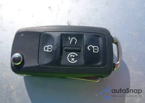 2013 Volkswagen Passat 2.0L Tdi Sel Premium z USA, uszkodzony, nr VIN 1VWCN7A36DC088571